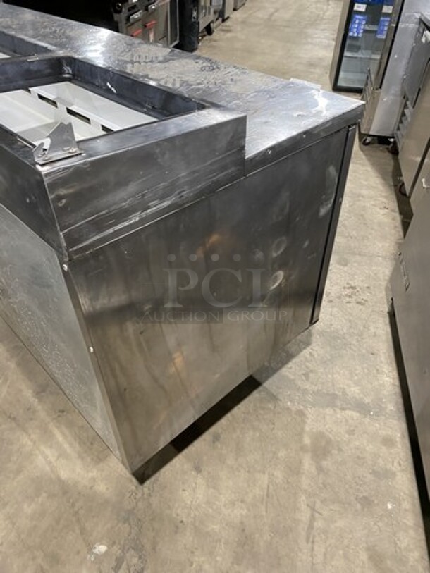 True Refrigerated Pizza Prep Table! Model TPP93 Serial 6949372! 115V 1 Phase!  - Image 4 of 10