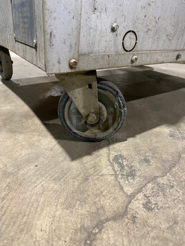 CPG Commercial Natural Gas Powered 6 Burner Stove! With Raised Back Splash! With Oven Underneath! All Stainless Steel! On Casters! Model: S36N SN: 091636N033 - Image 9 of 10