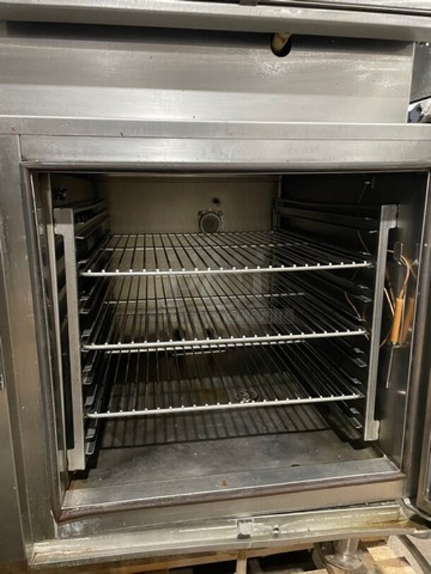 (x2) Alto Shaam Commercial Double Deck Electric Powered CombiTherm Combi Oven! With View Through Doors! All Stainless Steel! Model 7.14I/ML/SK Serial 488104000! 208/240V 3Phase! On Legs! 2 X Your Bid! Makes One Unit! - Image 6 of 12