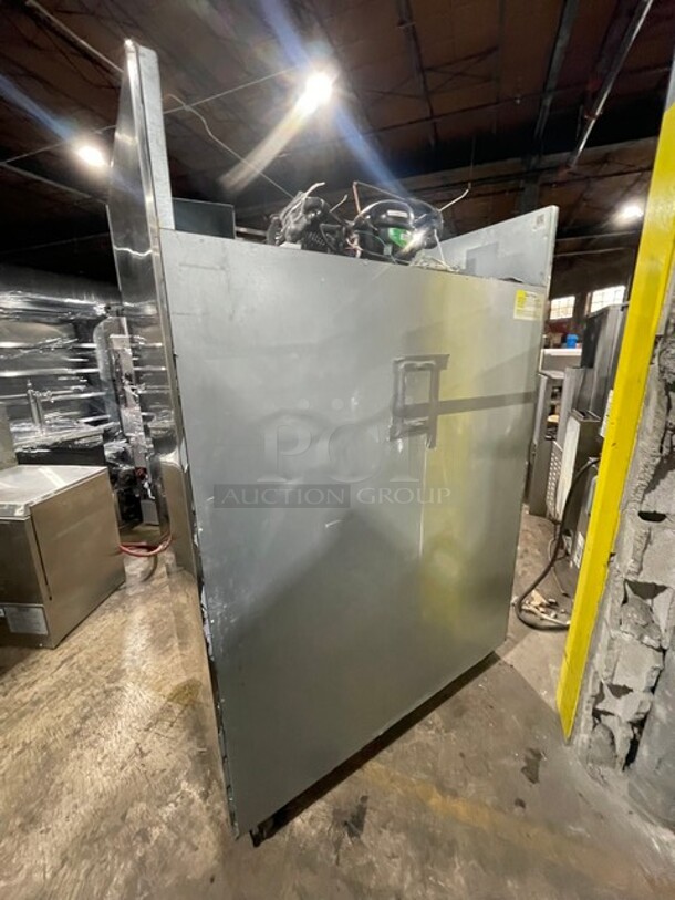Hoshizaki Commercial 2 Door Reach In Freezer! With View Through Doors! All Stainless Steel! With Built In Pan Rack! Model CR2BFGY Serial E50251C! 115V 1Phase! - Image 7 of 12