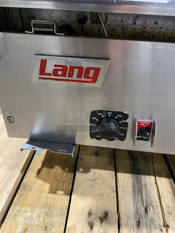 Sweet! Lang Commercial Countertop Natural Gas Powered Mirror Shine Polish Top Flat Top Griddle! With Back And Side Splashes! All Stainless Steel! MODEL 2486CNATSH SN:GT2480818A0001  - Image 7 of 10