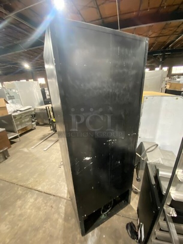 Fogel Commercial Single Door Reach In Cooler Merchandiser! With View Through Door! With Poly Coated Racks! Model: VR26BEVTROPRH SN: 060710032 115V 60HZ 1 Phase - Image 4 of 8