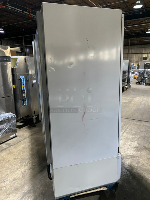 Master Bilt Commercial 3 Door Reach In Freezer Merchandiser! With View Through Doors! With Poly Coated Racks! Model: BLG74HD SN: 014100 115/208/230V 60HZ 1 Phase - Image 4 of 9