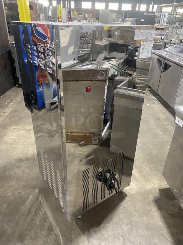 FAB! Elvaria Stainless Steel Commercial Air Cooled 3 Flavor w/ Twist Soft Serve Ice Cream/Yogurt Machine on Commercial Casters! MODEL 515TW! 220-240V! - Image 4 of 8