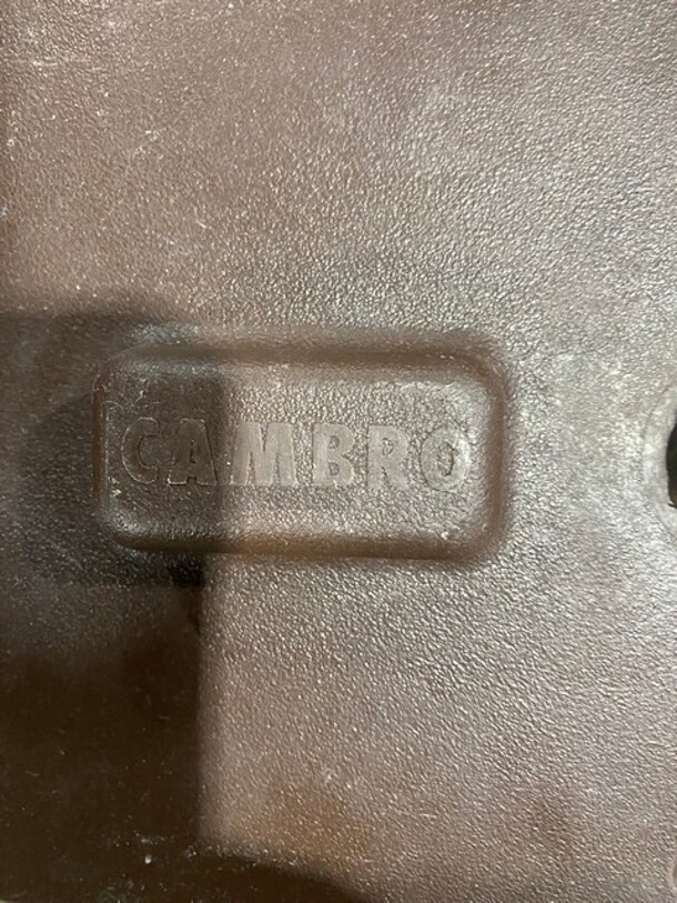 Cambro Insulated Beverage Dispenser! 2x Your Bid! - Image 5 of 8