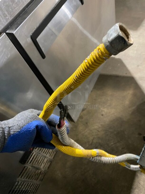 Electrolux 6 Burner Stove! With Back Splash! With 2 Oven Underneath! Metal Oven Racks! All Stainless Steel! Model: E48DF76EPS SN: CF11800017 240V - Image 12 of 12