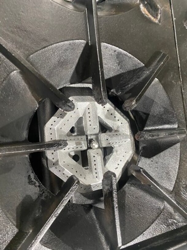 Sunfire Commercial Natural Gas Powered 6 Burner Stove! With Raised Back Splash! With Oven Underneath! All Stainless Steel! Model SX626 Serial 0706100169977! On Legs!
 - Image 6 of 10