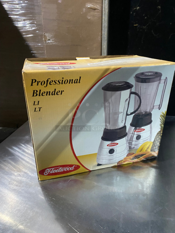 In the Box! Fleetwood Commercial Professional Blender! - Image 2 of 3