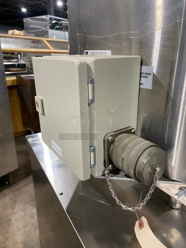 NEW! NEVER USED! Grindmaster Commercial Countertop Single Space Saver Coffee Urn! With Hot Water Line! Stainless Steel! On Small Legs! Model: 8116 - Image 8 of 9