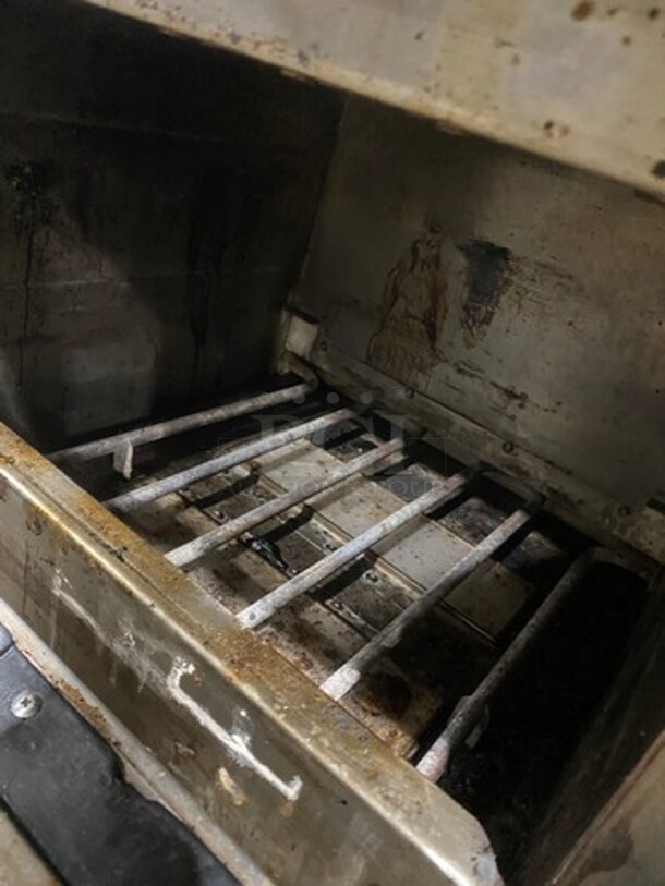 2010 Turbo Chef Commercial Countertop Rapid Cook Oven/ Microwave Oven! All Stainless Steel! Tornado Series Model: NGCD6 SN: NGCD6D06564 208/240V 60HZ 1 Phase - Image 6 of 8