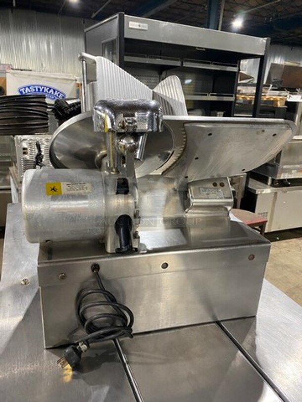 Globe Commercial Countertop Deli/ Meat Slicer! All Stainless Steel! Model: 775 SN: 776105 - Image 4 of 9