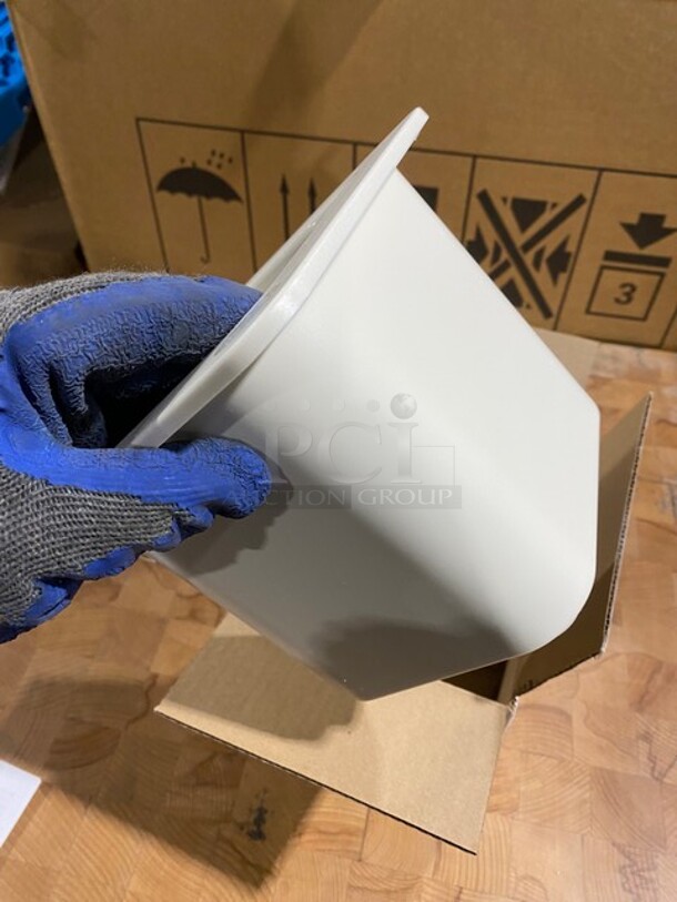NEW IN BOX! Cambro Coldfest Cold Pans! 6" Deep! - Image 7 of 9