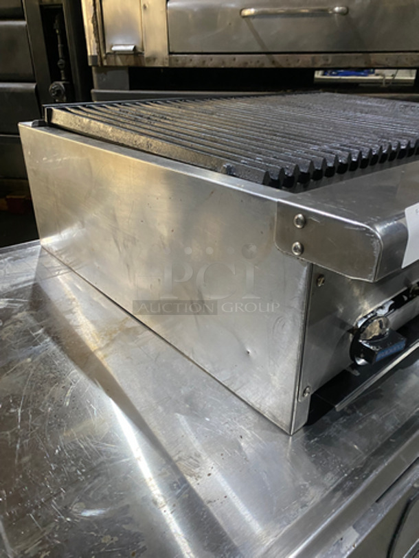 Radiance Commercial Countertop Natural Gas Powered Char Broiler Grill! 6 Burners! Stainless Steel Body! - Image 2 of 8