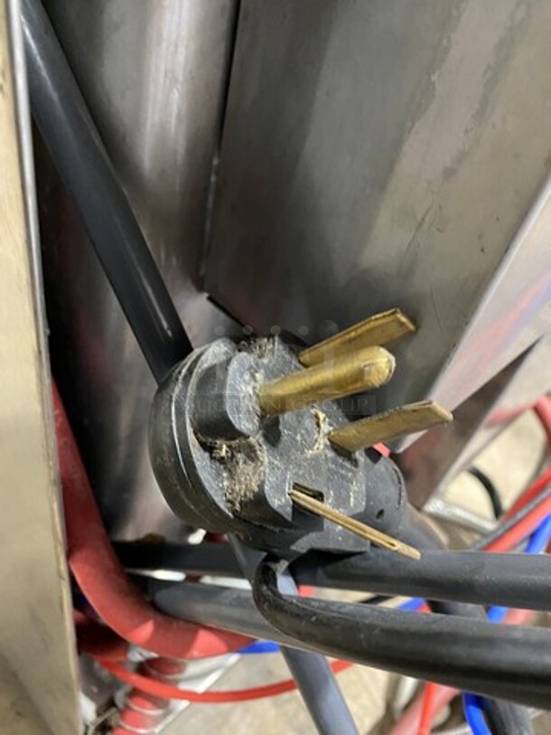 New Body Style Hobart Commercial Under The Counter Heavy Duty Dishwasher! All Stainless Steel! Model: LXER SN: 231183284 120/208V 60HZ 1 Phase - Image 9 of 9