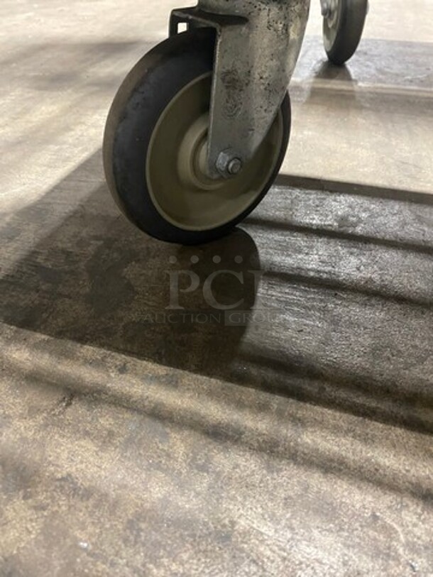 Great! Cres Cor Heavy Duty Commercial Pan Transport Rack! On Casters! Good For Multiple Style Pans! - Image 6 of 6