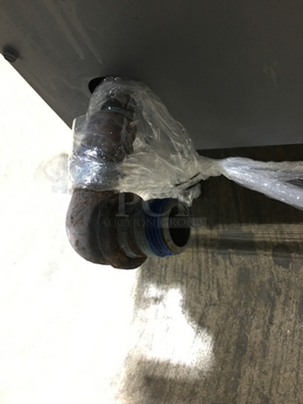 NICE! Cecilware Commercial Natural Gas Powered Deep Fat Fryer! With Backsplash! All Stainless Steel! On Legs! Model: FMS403HP - Image 8 of 8