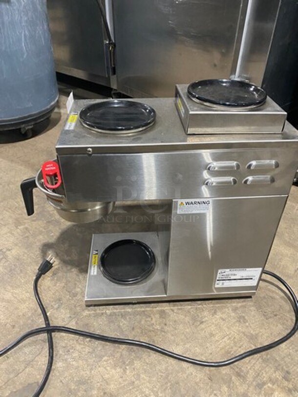 Curtis Commercial Countertop Coffee Brewing Machine! With Hot Water Line! 3 Coffee Pot Warmer! Stainless Steel Body! Gold Cup Series! Model: ALP3GT63A000 SN: 14452996 120V 60HZ 1 Phase - Image 4 of 9