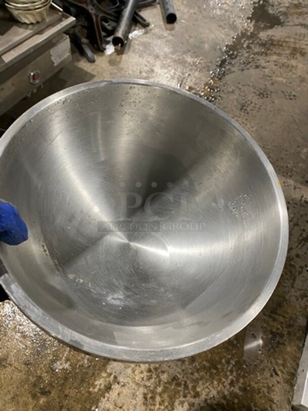 ALL ONE MONEY! Assorted Style And Size Stainless Steel Bowls! - Image 4 of 7