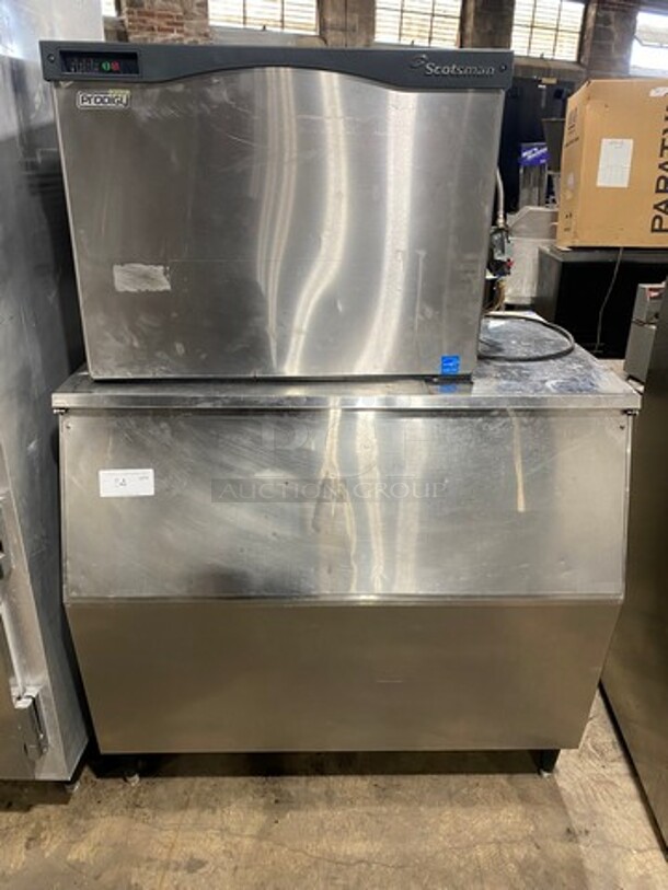 Scotsman Commercial Ice Maker Machine! With Commercial Ice Bin! All Stainless Steel! On Legs! Model: C0330SA1A SN: 08101320015627 115V 60HZ 1 Phase - Image 1 of 9