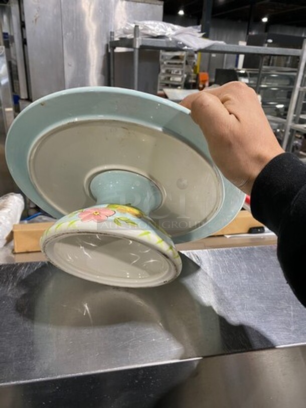 Countertop Cake/ Dessert Display Stand! - Image 5 of 7