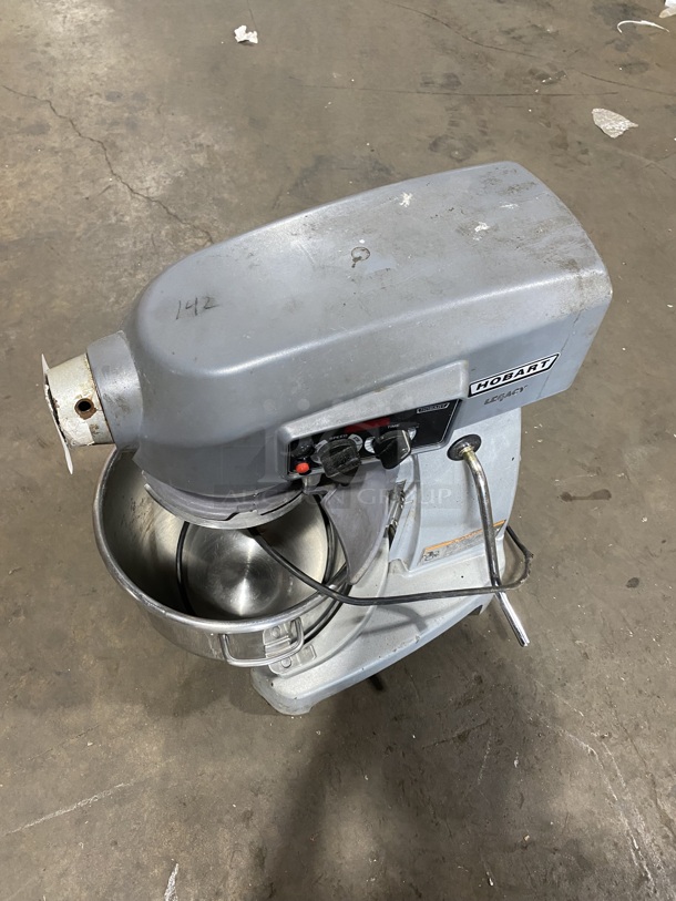 Hobart Legacy HL200 Metal Commercial Countertop! Planetary Dough Mixer w/ Stainless Steel Mixing Bowl!100-120 Volts, 1 Phase SN:31-1501-777! - Image 10 of 11