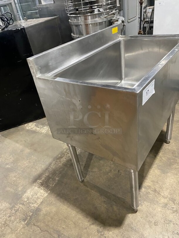 Commercial Undercounter Ice Bin! With Back Splash! Solid Stainless Steel! On Legs! - Image 2 of 7