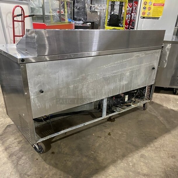 True Commercial Refrigerated Sandwich Prep Table! With 3 Door Storage Space Underneath! All Stainless Steel! On Casters! Model: TSSU7218 SN:14411039 115V 1PH - Image 4 of 9