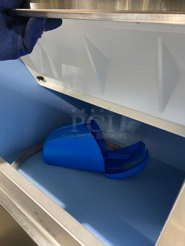 Hoshizaki Commercial Ice Maker Machine! With Commercial Ice Bin! All Stainless Steel! On Legs! Model: KM340MAH SN: G06359H 115V 60HZ 1 Phase - Image 6 of 7