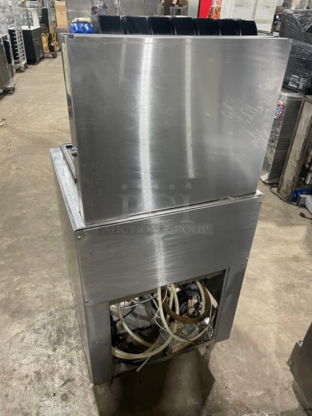 Cornelius Commercial 8 Tap Soda Dispenser! With Reach In Ice Well! All Stainless Steel! On Legs! Model: CB2323A SN: 7401021KD221! - Image 4 of 9