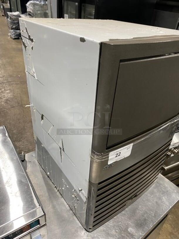 MANITOWOC Commercial Self-Contained Air Cooled Undercounter Ice Machine!  Model QM30A Serial 031250055 115V/60Hz/ 1 Phase - Image 2 of 7