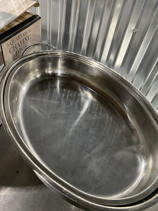 5 QT Stainless Steel Oval Shaped Chafing Dish! - Image 5 of 8