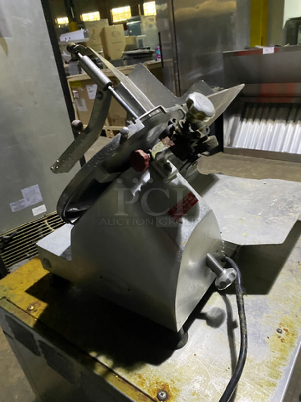 Fleetwood Commercial Countertop Deli/Meat Slicer! All Stainless Steel! Model: 4425 SN: 412D9420023 115V 60HZ 1 Phase - Image 4 of 8