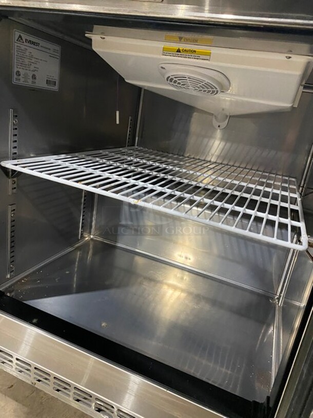 Everest Stainless Steel Commercial Single Door Lowboy/ Worktop Cooler! Model: ETBR1 SN:BTBR118010013 115V 1PH  - Image 5 of 8