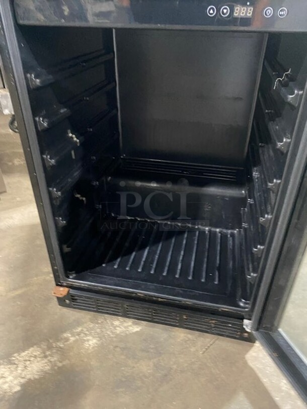 Magic Chef Commercial Refrigerated Countertop Single Door Mini Display Case Merchandiser! With View Through Door! All Stainless Steel! Model: HMBC58ST SN: THD1804HMBC58ST00454 - Image 6 of 8