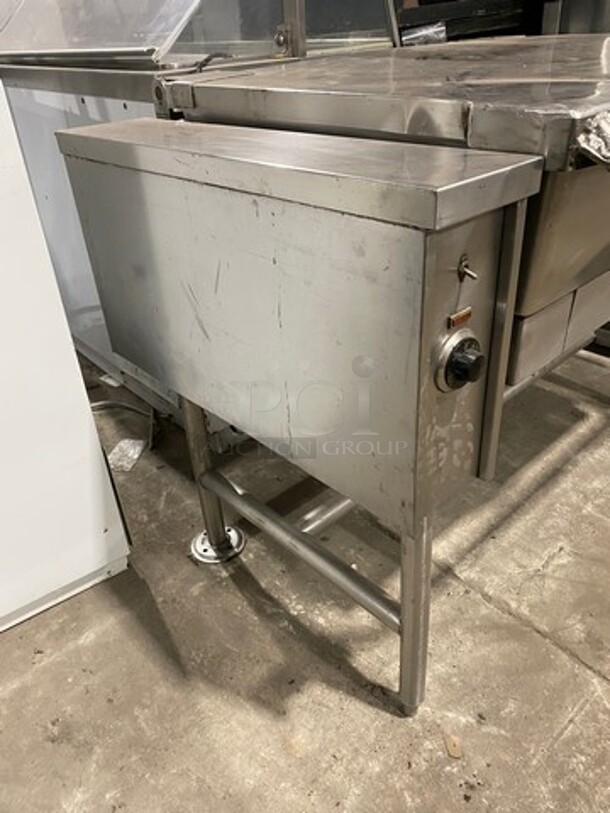 Vulcan Hart Commercial Electric Powered Tilt Skillet/Braising Pan! All Stainless Steel! On Legs! - Image 2 of 8