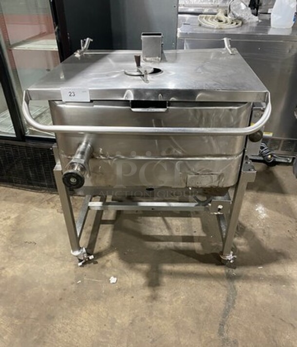 Groen Commercial Natural Gas Powered Skillet/Braising Pan! All Stainless Steel! On Casters!