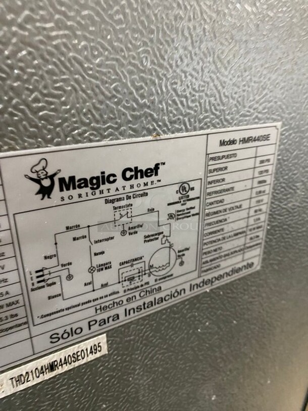 Magic Chef Mini Cooler! MODEL HMR440SE 115V  - Image 5 of 8