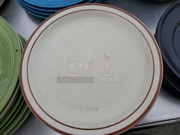 Round Porcelain Plate. - Image 1 of 3