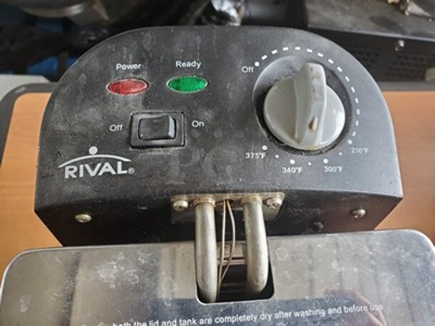 Rival Stainless Steel Commercial Style Deep Fryer  - Image 3 of 7