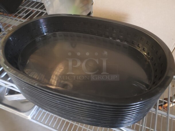 Black Oval Plastic Fast Food Basket - Image 2 of 2