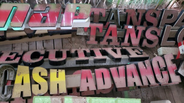 "Cash Advance" Sign. 149". The letter "C" is busted and needs repaired.  Pick up only!  Sold as is (Location 3) - Image 1 of 1