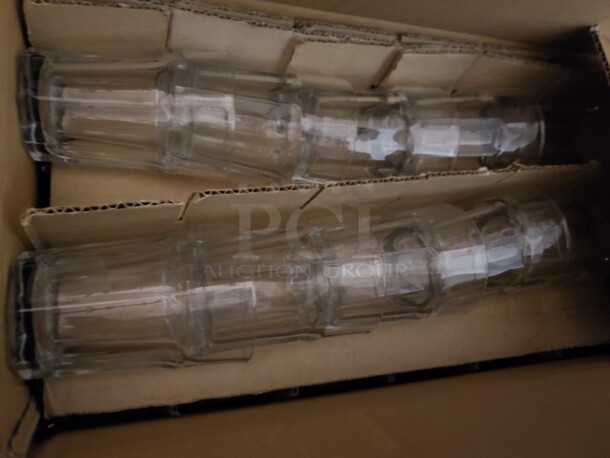 Lot of 14 small glasses  - Image 5 of 5