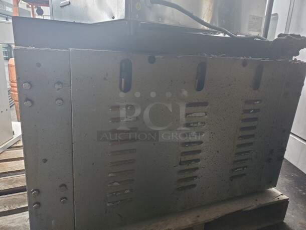 CPG 36" Natural Gas Salamander Broiler 36,000 BTU (Missing a knob) 36WX21DX22H - Image 5 of 5