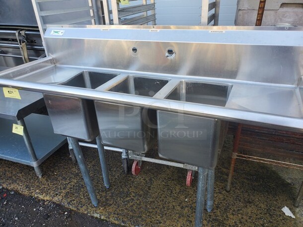 Regency Stainless Steel 3 compartment Commercial sink 58X20X37 Very nice condition! (faucet not included) - Item #1101996