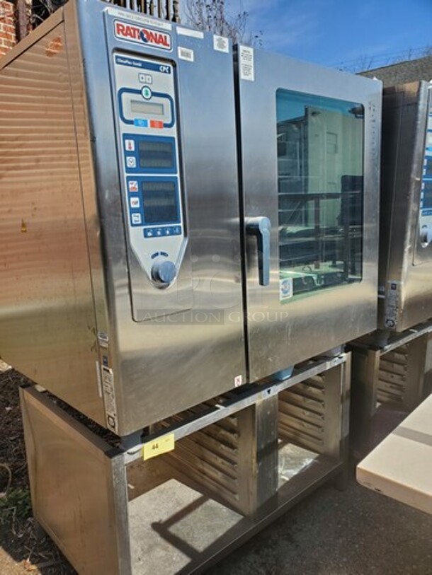 Rational Combi Steamer Electric CPC 102/04 440-480V Stand included! - Image 2 of 8