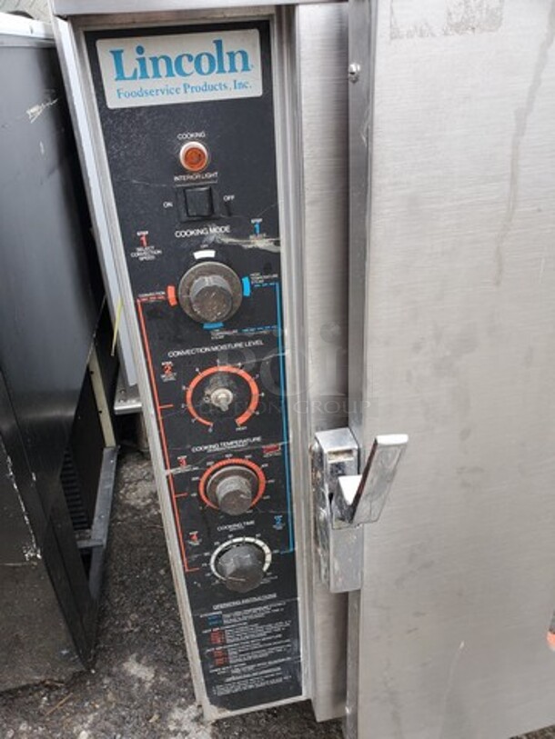 Lincoln 6203 Commercial Oven(Broken Handle) 120/208V - Image 3 of 9