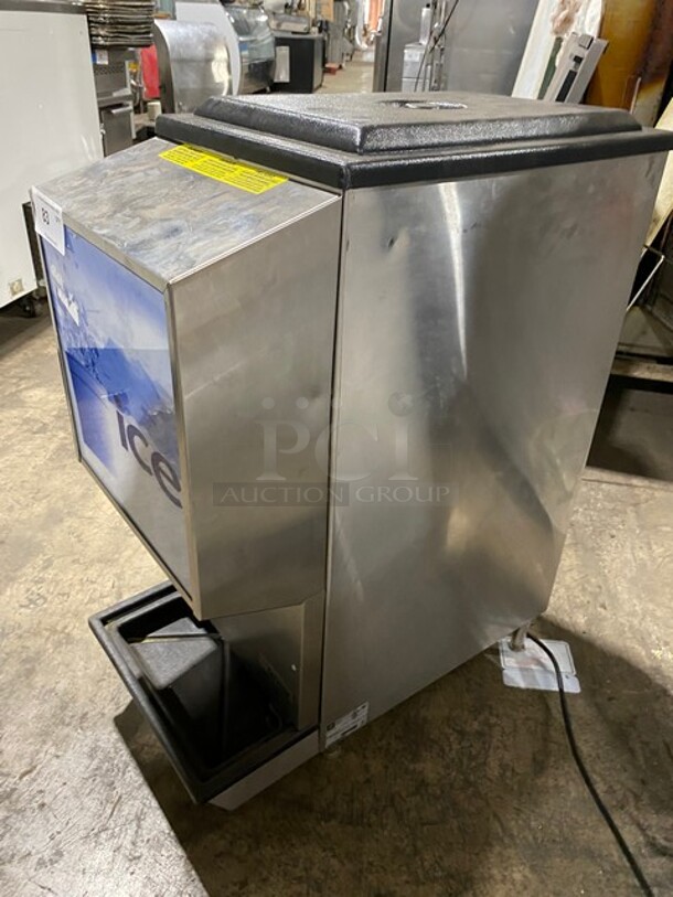Manitowoc Commercial Countertop Ice Dispenser! All Stainless Steel! On Small Legs! Model: M90 SN: 610196452 115V 60HZ 1 Phase - Image 2 of 7