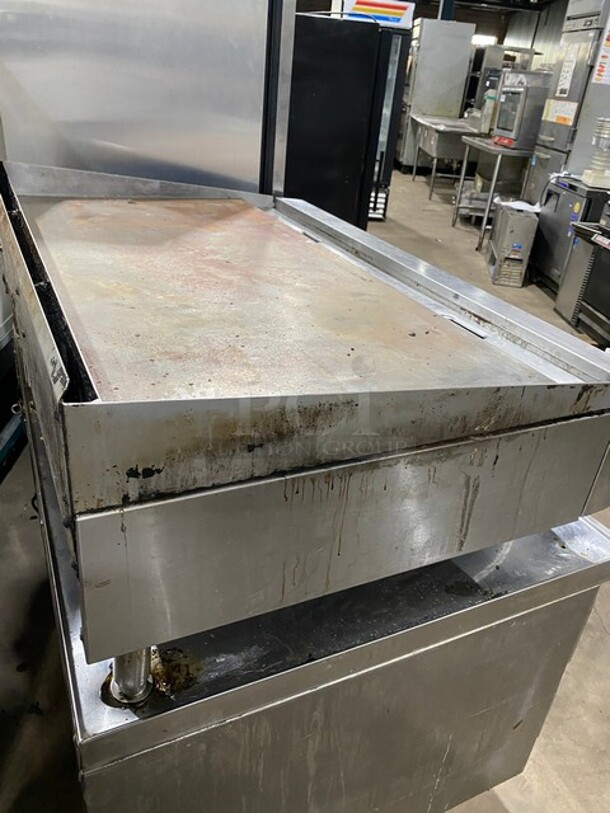 Garland Stainless Steel Commercial Countertop Natural Gas Powered Flat Top Griddle on Stainless Steel! - Image 4 of 8