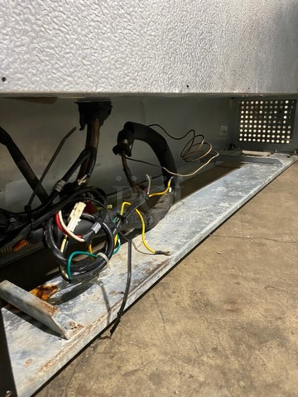 Universal Coolers Commercial Refrigerated Sandwich Prep Table! With 2 Door Underneath Storage Space! Poly Coated Racks! All Stainless Steel! REMOTE COMPRESSOR, NO COMPRESSOR! - Image 7 of 8