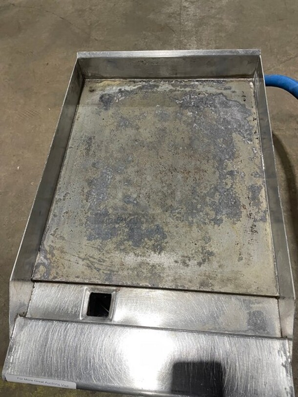 Qualite Commercial Natural Gas Powered Countertop Flat Griddle! All Stainless Steel! On Legs!  - Image 5 of 10